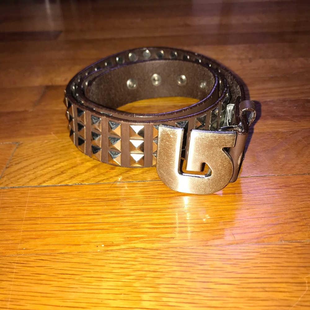 Burton snowboarding studded belt
